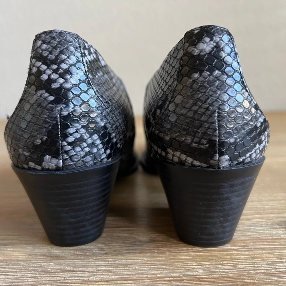 Zara Block Heel Shoes Women Size 36 US 6 Snake Print Western Pointed Toe Stylish